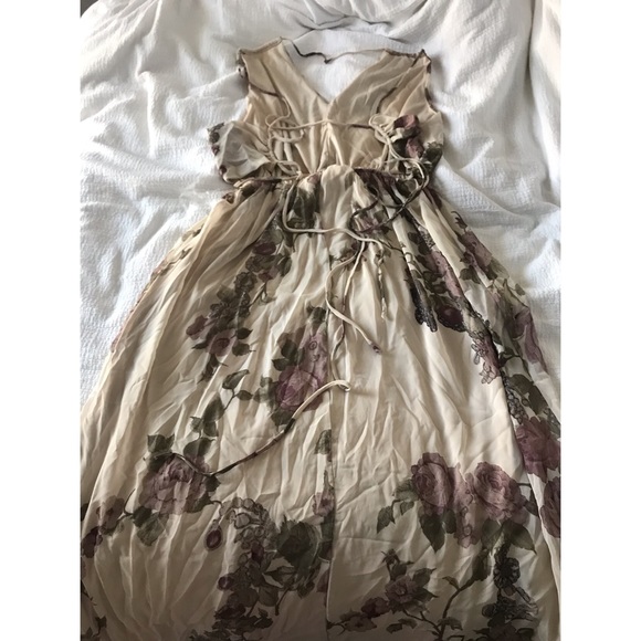 Fashionova “round of applause” floral dress - Picture 4 of 6